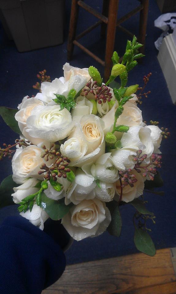 Winter Wedding Flowers, Foliages & Accessories