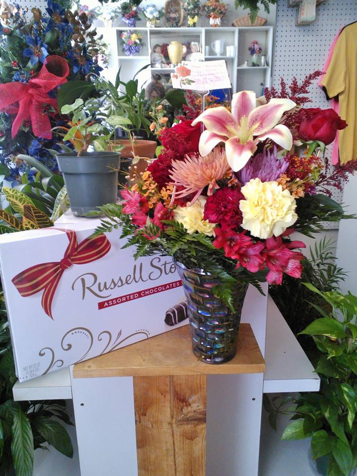 Friday Florist Recap 9 28 10 4 Chock Full Of Floral Goodness   Anniversary Flowers From Wilmas Flowers In Jasper AL 