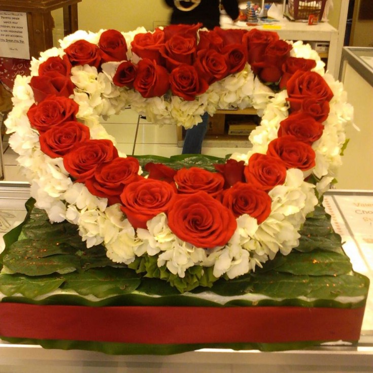 Beautiful Valentine's Day flowers from Divine Ideas and Flowers for You in Edinburg, TX