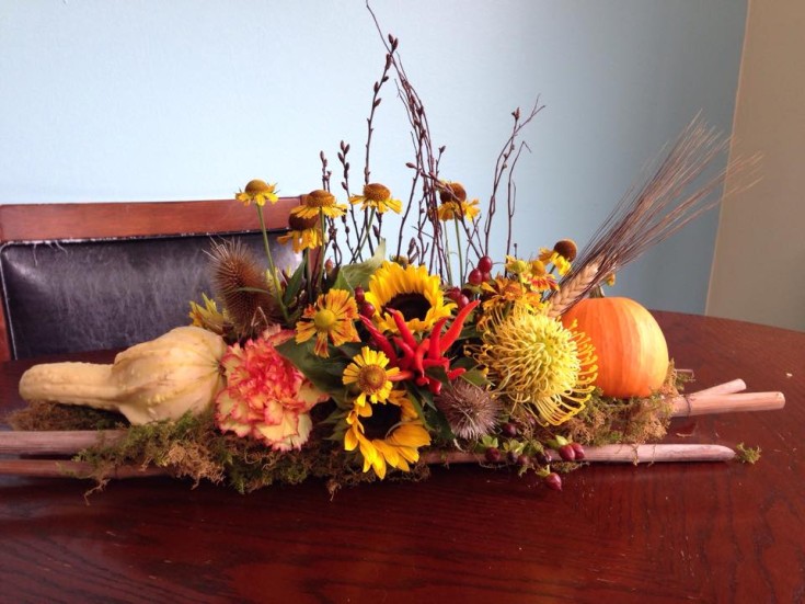 Elegant fall table design from Petals in Thyme of Wasaga Beach, ON