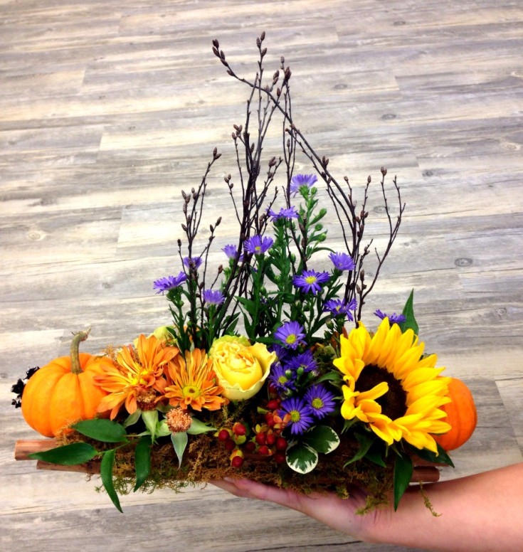 Magnificent Thanksgiving table design from Petals in Thyme of Wasaga Beach, ON